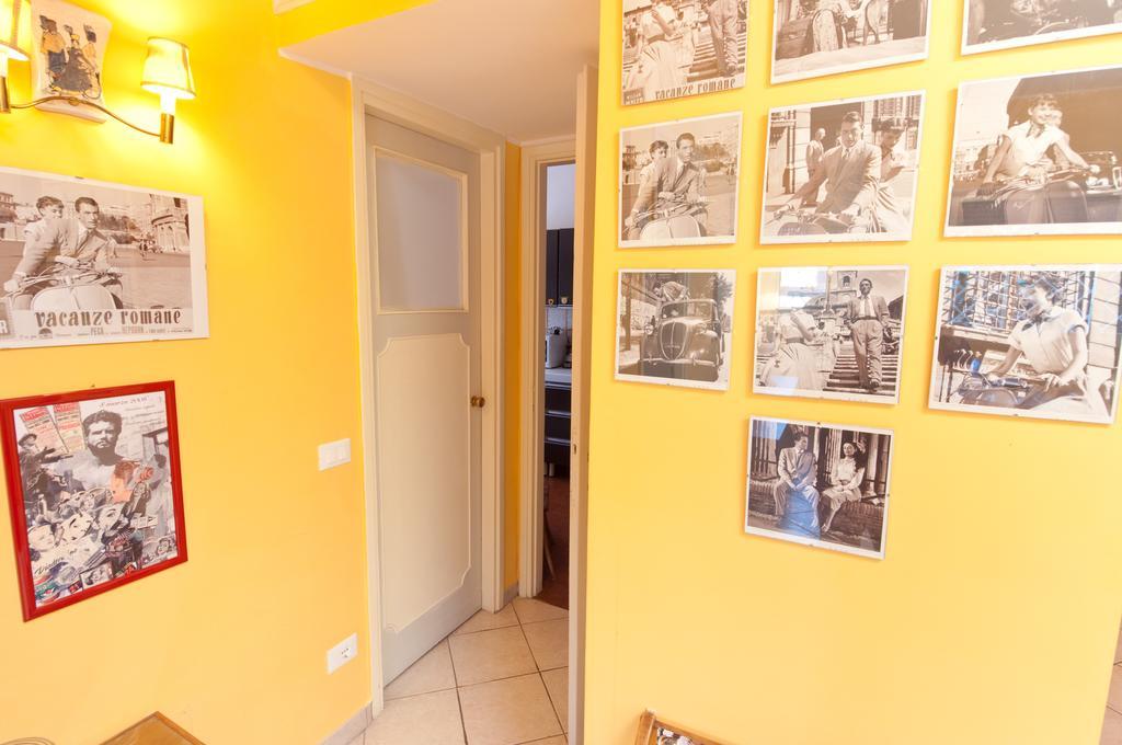 Passeggiate Romane B&B Bagian luar foto